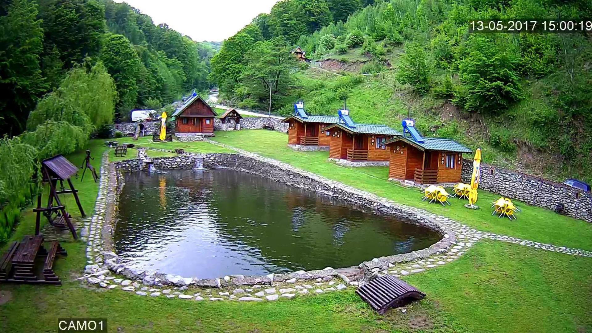 Pastravaria Romani Hotel Horezu Kültér fotó